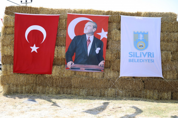 Silivrili üreticiler çifte bayram sevinci yaşadı