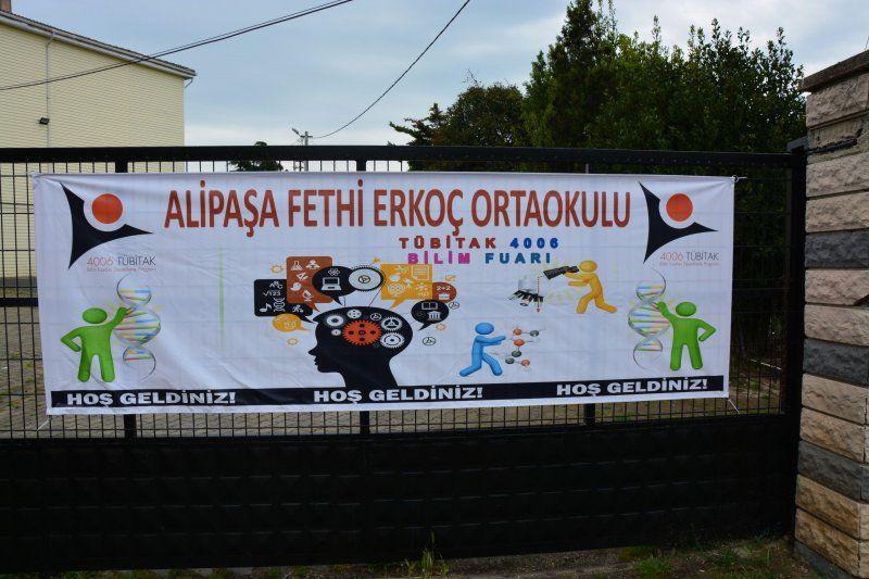 Fethi Erkoç Ortaokulu'nda TÜBİTAK 4006 Bilim Fuarının açılışı yapıldı