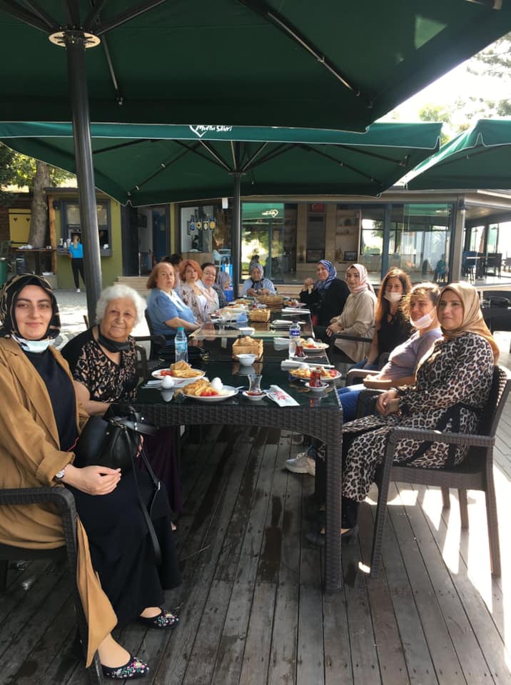 MHP, huzurevi sakinlerini ağırladı