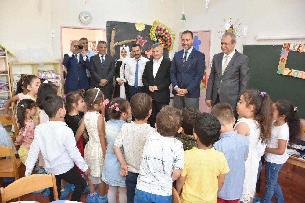 Miniklerin Karne Heyecanına Ortak Oldular