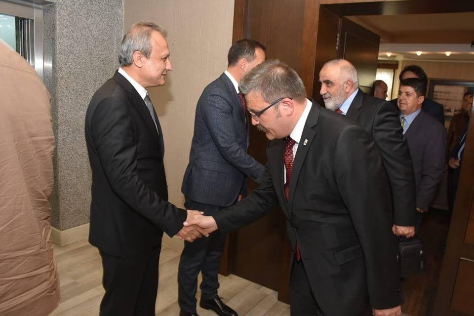 İlçe Protokolünden Başkan Yılmaza Hayırlı Olsun Ziyareti