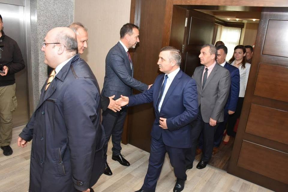 İlçe Protokolünden Başkan Yılmaza Hayırlı Olsun Ziyareti