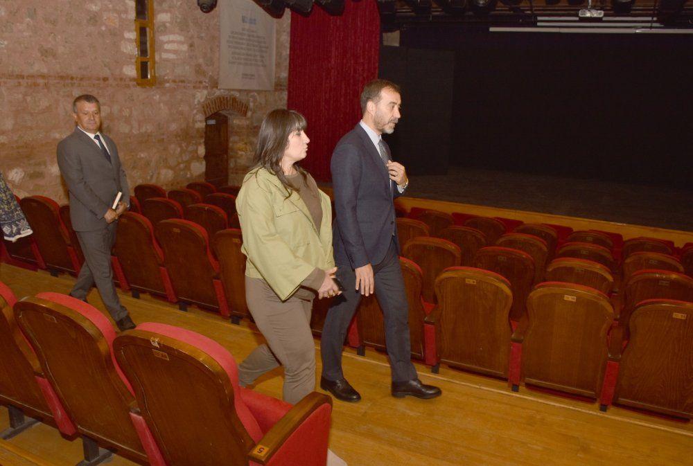 Başkan Yılmaz Tarihi Hizmet Binalarını İnceledi