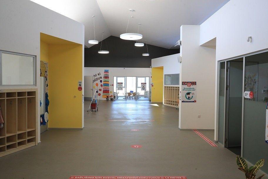 Silivri kreşleri hizmete girdi