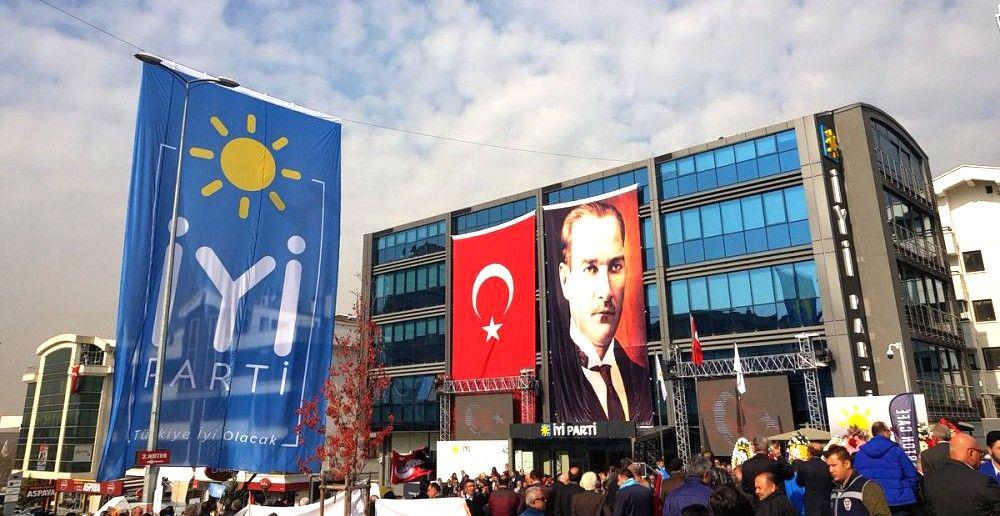 Altınkök 'Miting gibi açılış yaptık'