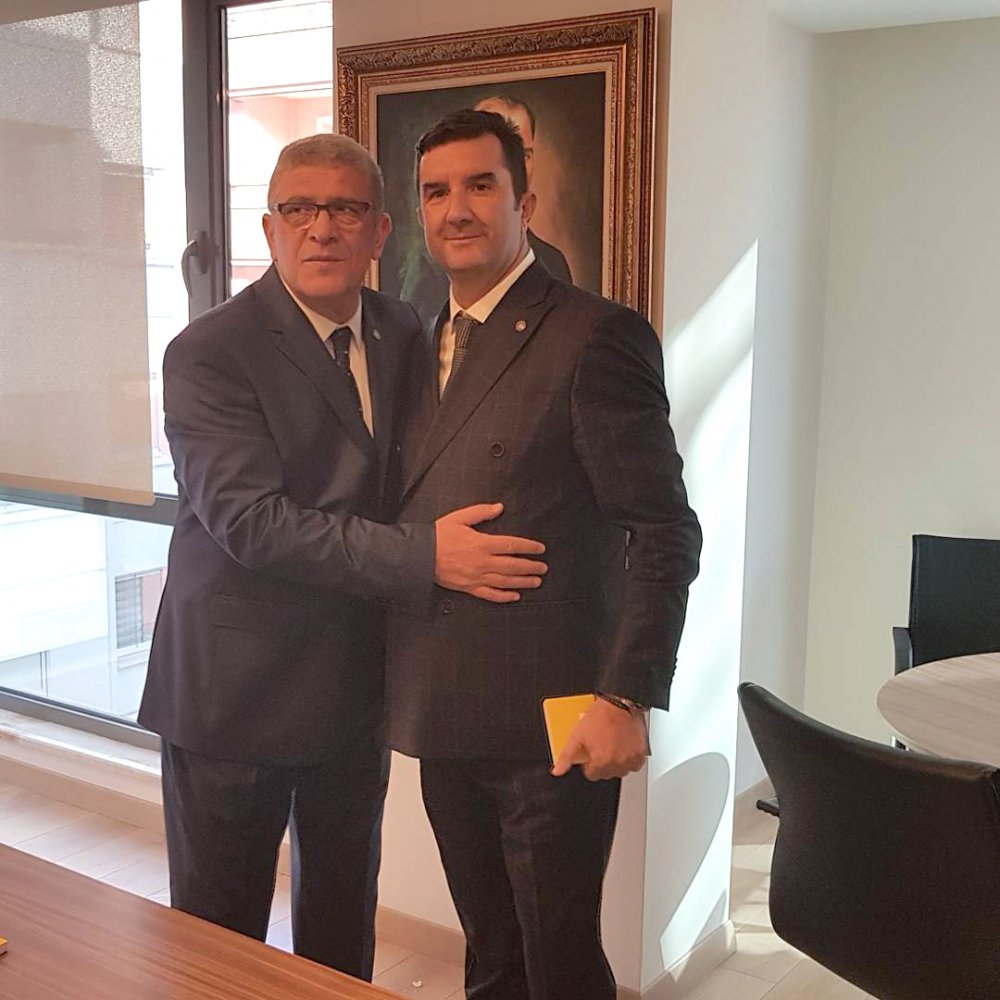 Altınkök 'Miting gibi açılış yaptık'