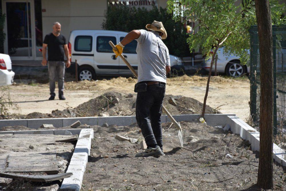 Eski Sanayi'de Tretuvar çalışmaları