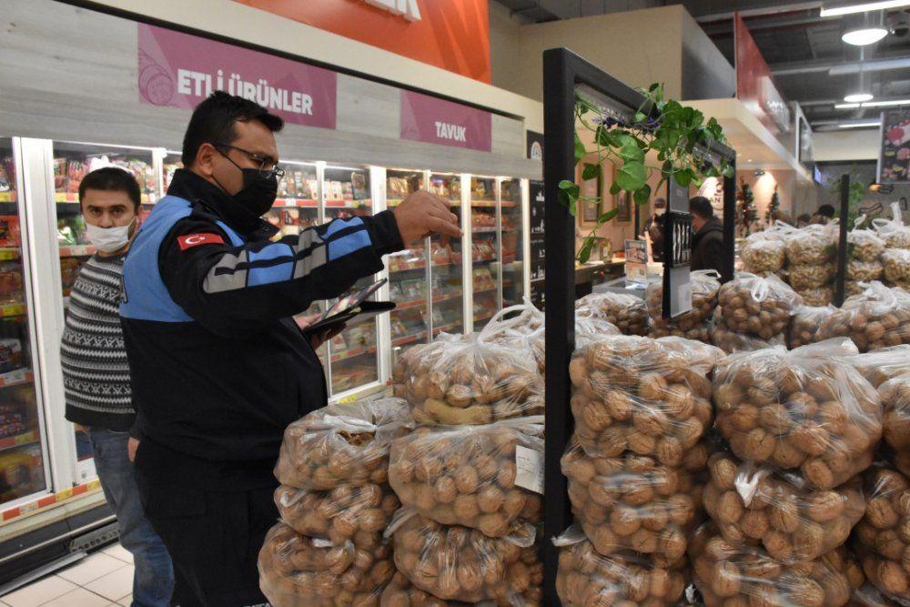 Silivride Zabıta ekiplerinden yılbaşı öncesi sıkı denetim